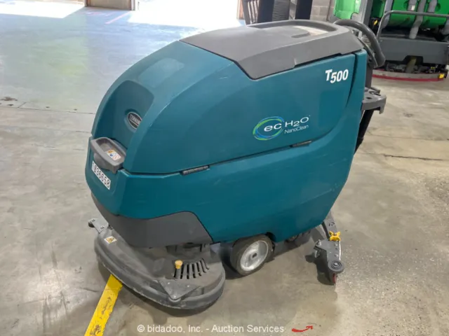 2017 Tennant T500 Electric Walk-Behind Floor Scrubber Surface Cleaner bidadoo