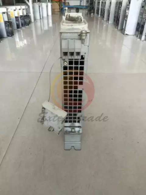 Un modulo di monitoraggio Siemens 6SN1112-1AC01-0AA1 6SN1 112-1AC01-0AA1 usato