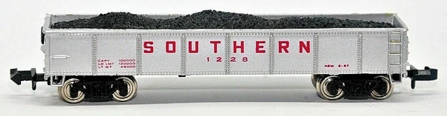 N Bachmann 42' Steel Gondola Southern # 1228 with load (no box)