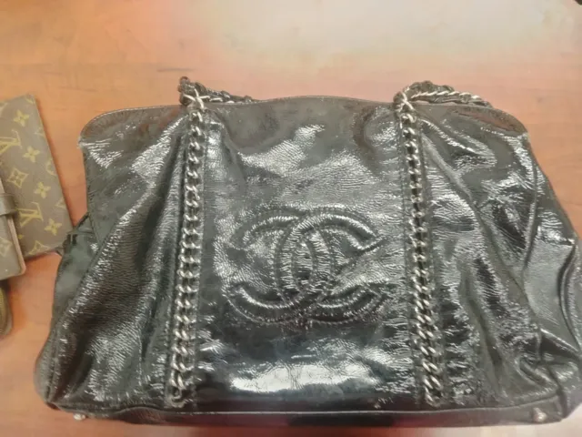 chanel black handbag chain strap purse