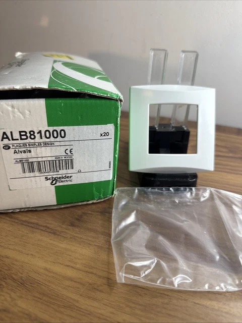 D38999/24WC98SN | Connecteur circulaire Clip isolé, 10 Contacts, Femelle, Amphenol Limited | RS