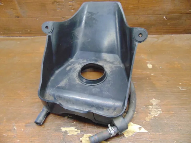 Suzuki An400 An 400 Burgman 2004 Fuel Tank Filler Overflow Tray