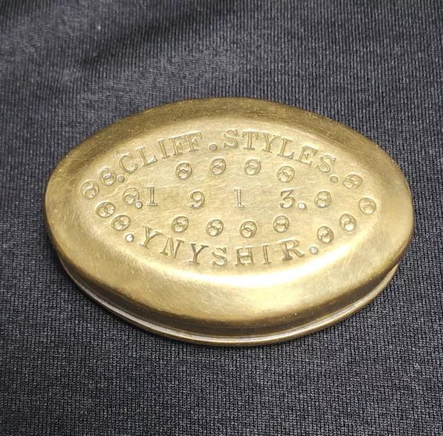 Antique Welch Brass Tobacco Snuff Box "CLIFF STYLES 1913 YNYSHIR" England