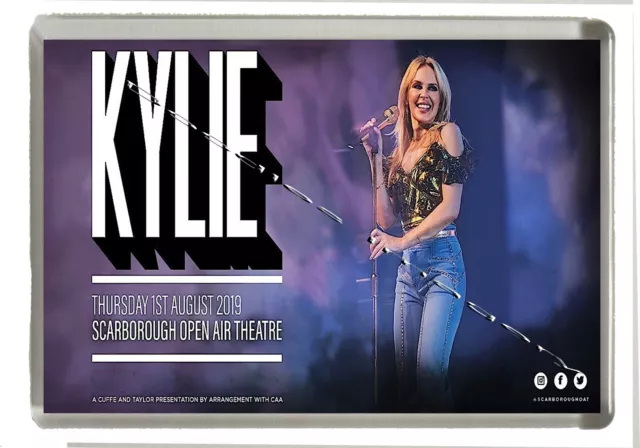 KYLIE MINOGUE - Scarborough  August 2019 - Fridge Magnet Large 90 mm x 60 mm