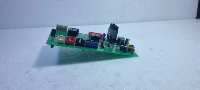 Carte électronique congélateur Whirlpool Refrigerateur Bar - Module - Carte De Commande + Cache Gw - 481010474804