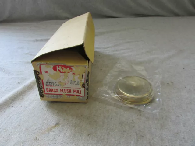 Lot 10 NOS Knape Vogt Bright Brass Flush Door Pulls
