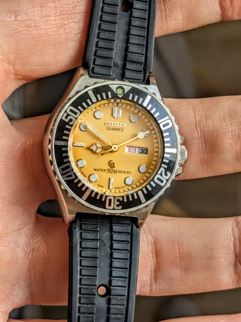 Citizen Ladies 150m Crystron Quartz diver Type 7500 757812-Y light orange dial Citizen Ladies 150m Crystron Quartz diver Type 7500 757812-Y light orange dial