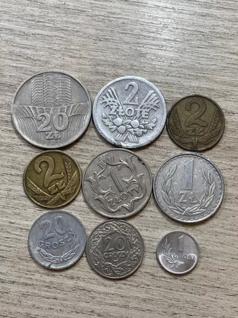 Pologne, Lot De 9 Pièces De Monnaies Différentes,2