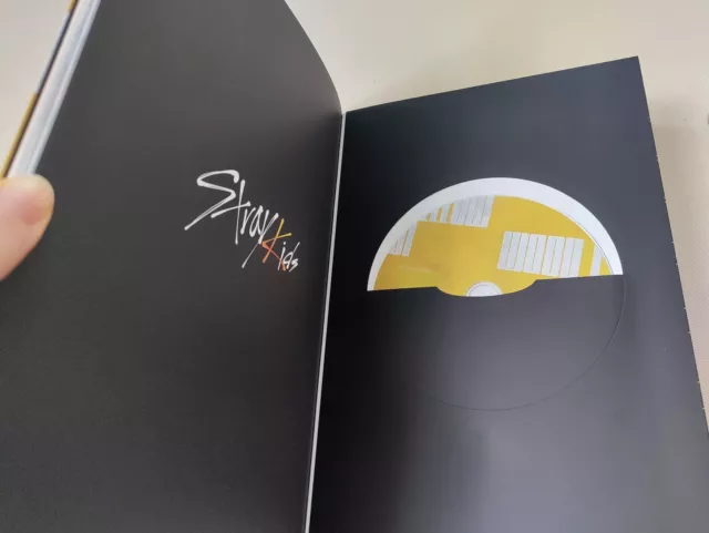 Stray Kids (SKZ) - Album - CLE 2: YELLOW WOOD - with photo card 3