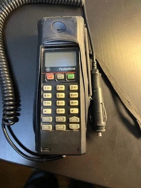 Vintage Ericsson AH 97  - GE POCKETFONE