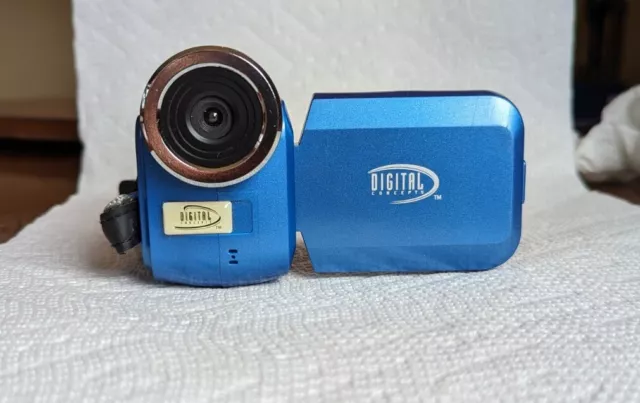 Digital Concepts Blue Video Camera Camcorder Model MID0050909