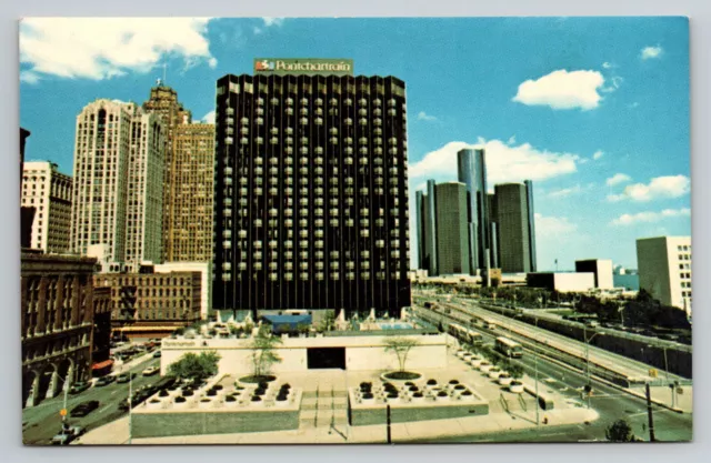 Detroit Michigan Hotel Pontchartrain MI Postcard