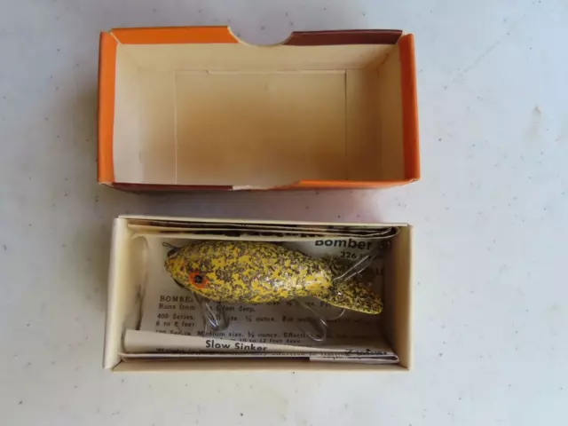 BOMBER BAIT CO. BOMBER VINTAGE FISHING LURE with ORIGINAL BOX 3161 $24.99 -  PicClick
