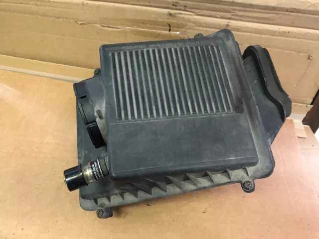 00 Chevrolet Silverado 1500 Air Cleaner Filter Box 5.3L Vortec