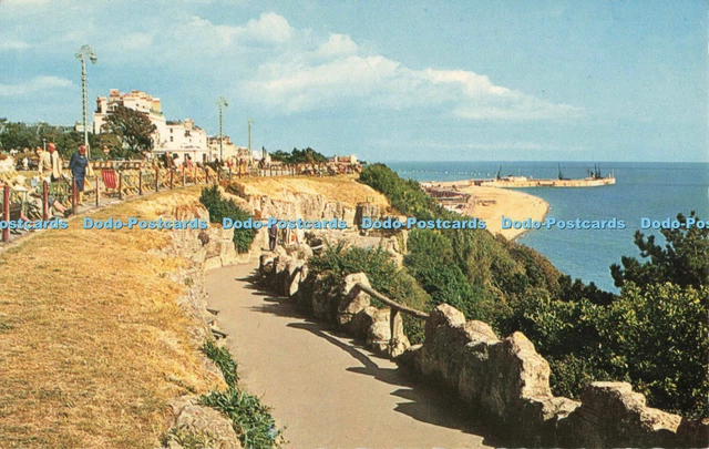 R686418 Folkestone. The Leas and Beach. Lansdowne
