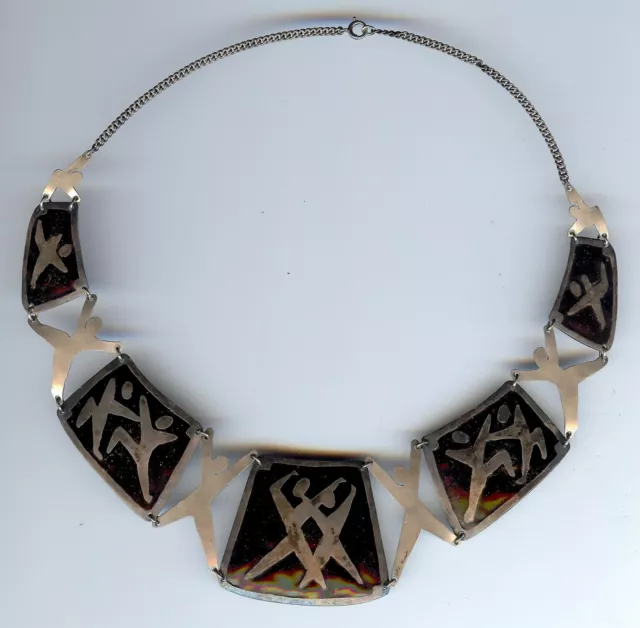 Unique Fait à la Main Ton Argent Vintage Émail Noir Figuratif Peuple Collier