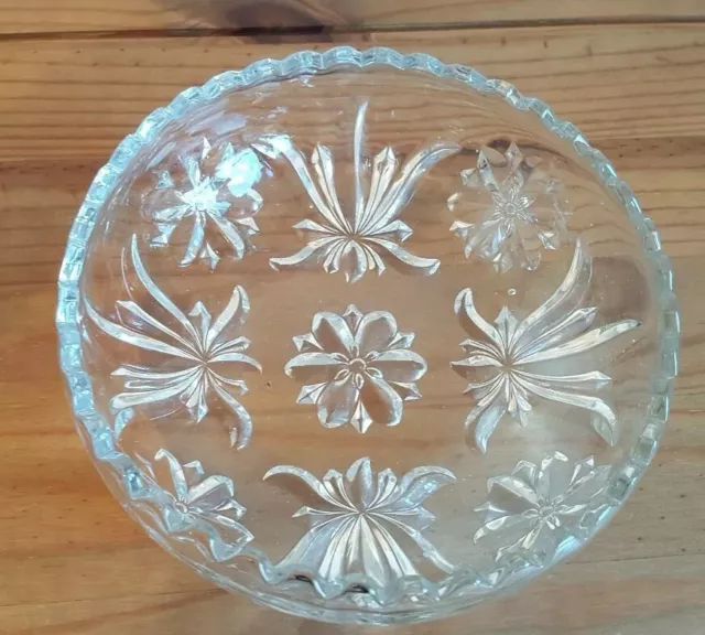 Heavy Cut Glass Round Shaped Bowl with Wavy Edge 8.5"Diameter 3