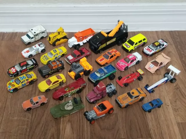 Vintage Hot Wheels Matchbox Diecast Vehicles 70's, 80's 90's L Variety Lot of 27