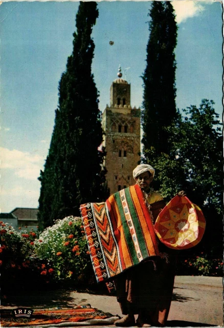 CPM AK Marchand de tapis MAROC (881119)