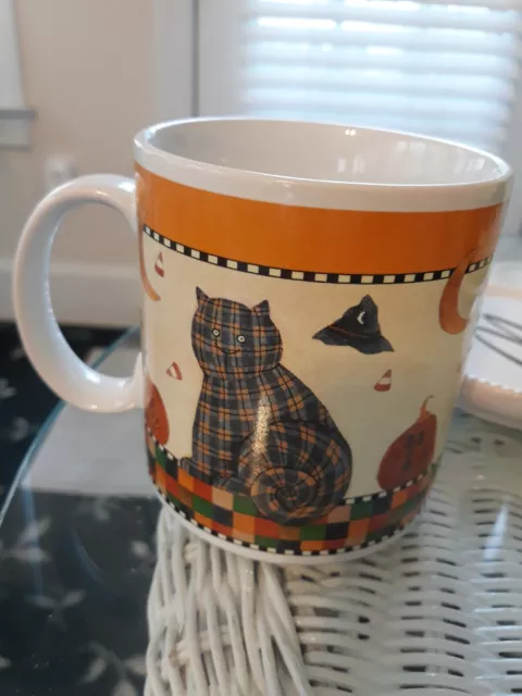 Vintage 1998 Debbie Mumm Sakura Halloween Coffee Mug Cat Pumpkin 3 3/4 in tall