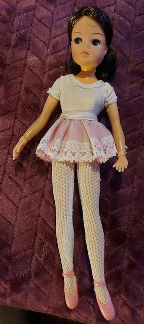 Poupée Sindy Ballerine Vintage - Années 70 - Mains Articulées - Rare (modèle 1077)