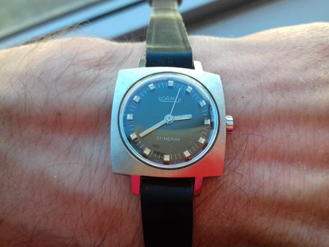 Montre Vintage Roamer Vanguard 413-2220.306 – Remontage Manuel – Années 60 – NOS (neuve Sans étiquette)