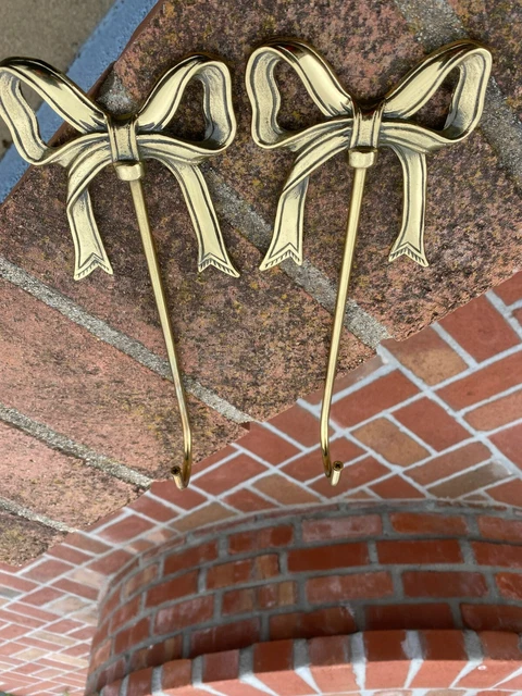 Set of 2 chic lacquered Solid Brass Bow Hooks or Soap Holders