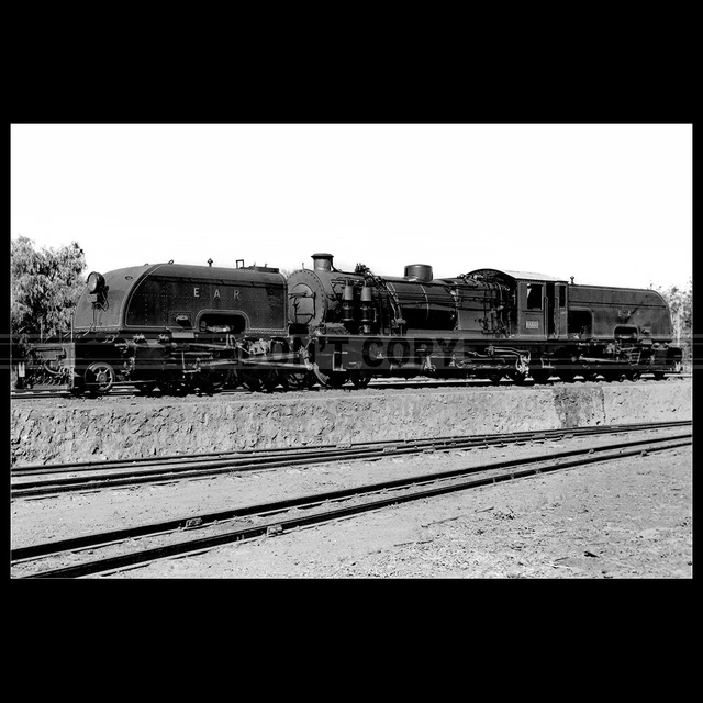 PHOTO T.000319 STEAM LOCOMOTIVE 6002 EAST AFRICAN RAILWAY EAR TRAIN £6. ...