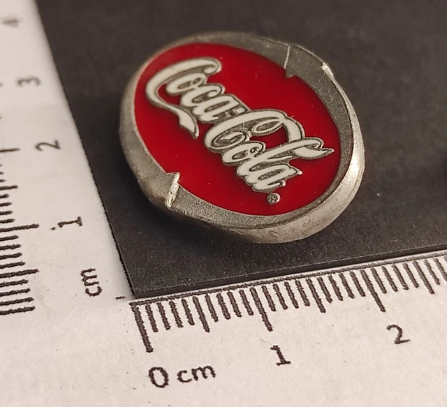 Pin's VfB Stuttgart 1893 – Vintage Années 40/50 – Émaillé – Allemagne – Occasion