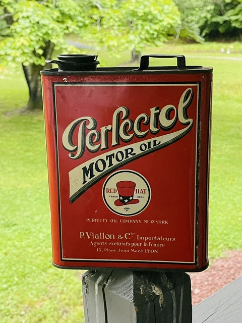 Original Red Hat Motor Oil Can~Very Rare~Hard To Find Original Red Hat Motor Oil Can~Very Rare~Hard To Find