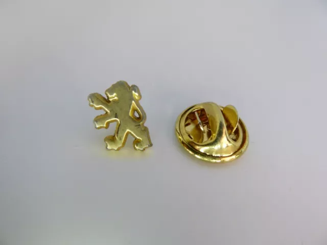 Pin's Pins Pin Badge - PEUGEOT - LION - Discret / Discreet TOP !