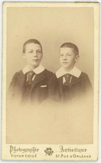 PHOTO CDV VERNEUIL à Boulogne, Émilie jeune femme pose robe