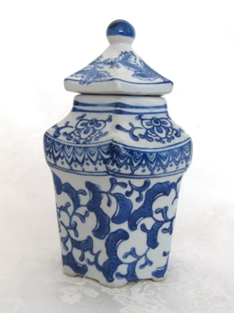 Chinese Blue & White Porcelain 6 Sided 7” Tall Canister Jar