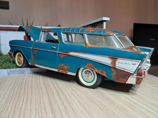 Voiture Miniature Road Legends 1/18 – Chevrolet Nomad 1957 Belair, Bleue, NEUVE