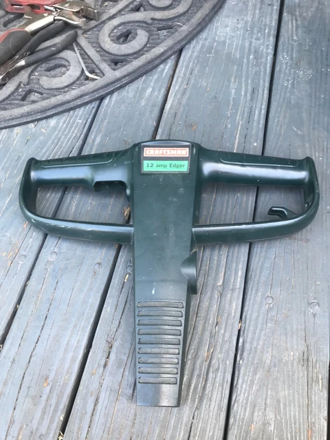 Image of Tanaka THT-210SB hedge trimmer at Walmart