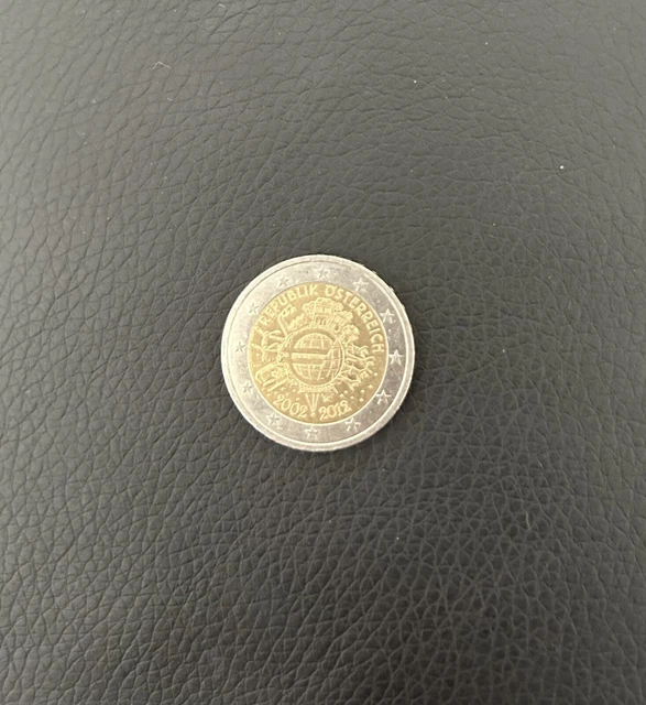 Pièce commémorative 2 euros 2002-2012 République française Rare collection piece