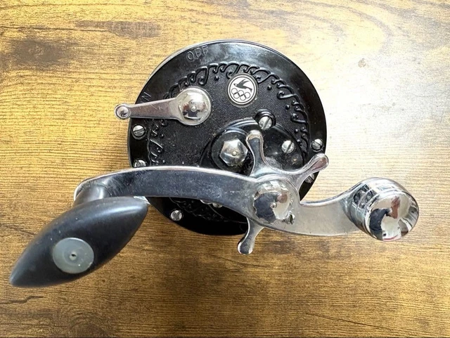 VINTAGE FISHING TACKLE Olimpic Fighter 300 Vintage Rare