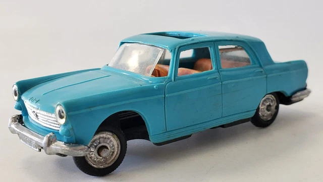 NOREV TOLE PEUGEOT 403 berline bleue 1/43 EUR 45,00 - FR