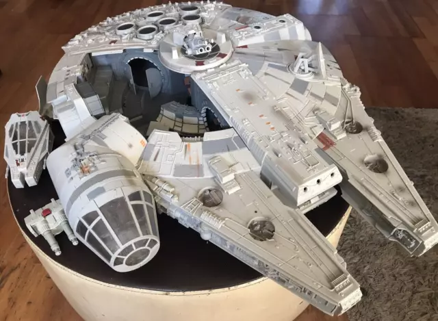 MILLENNIUM FALCON Star Wars VERY LARGE 80cm Long Space Ship Vehical VINTAGE