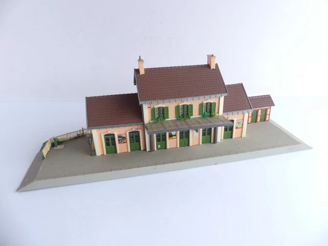 JOUEF maquette à construire GARE de VILLENEUVE échelle HO réf. 1985