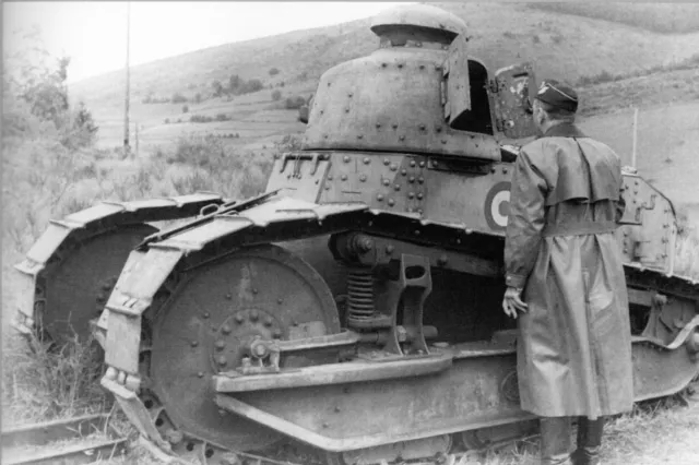 WW2 - Char Renault FT 17 français capturé par les allemands en 1940