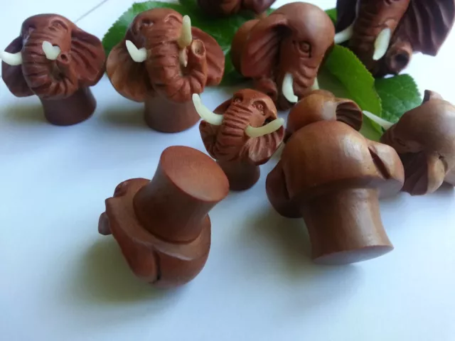 1 Pair Organic Hand Carved  3D elephant SAWO Wood Ear Plugs Tunnel Gauges 2