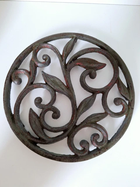 ANCIEN DESSOUS DE Plat En Fonte Émaillée De Couleur Blanc EUR 25,00 - FR