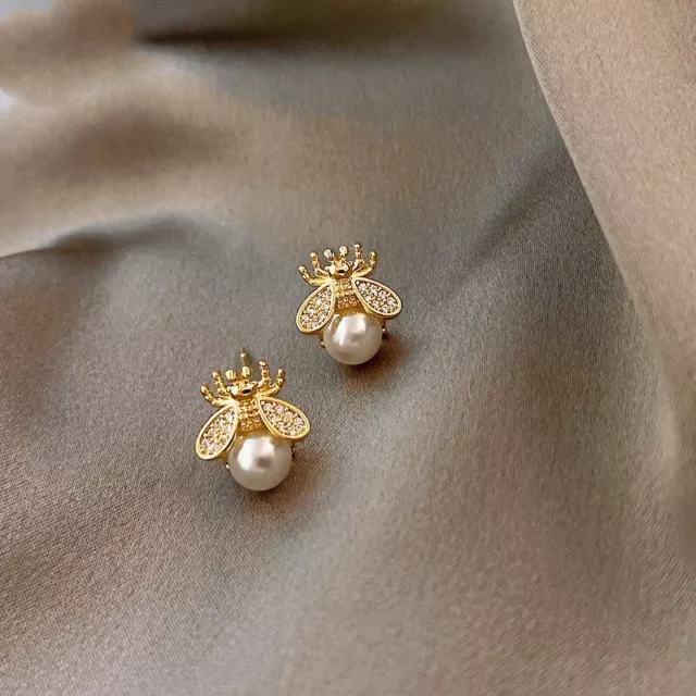 2021 Fashion Crystal Bee Pearl Ear Stud Earrings Charm Women Wedding Jewelry Hot