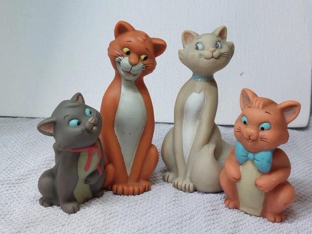 Lot peluche Duchesse et ses chatons DISNEY STORE Les Aristochats Marie, Toulouse et Berlioz
