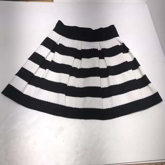 Sugar Lips Mini Skirt Sz M Black And White Striped Short Pleated Scalloped EUC