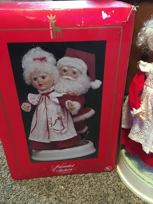 1993 SANTA'S BEST Animated Collectible Mrs. Claus Knitting on Rocker