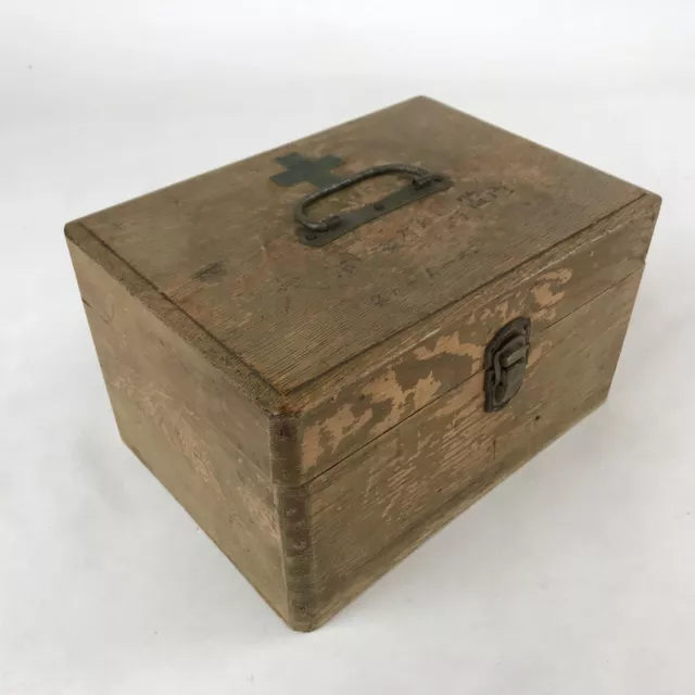 Vintage Japanese Wooden First Aid Kit Storage Box Inside 15x21.5x9cm X77