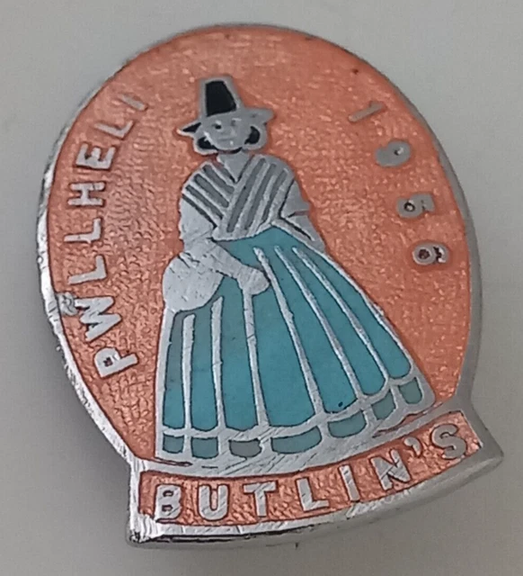 VINTAGE BUTLINS PIN Badge Pwllheli 1956 £12.00 - PicClick UK