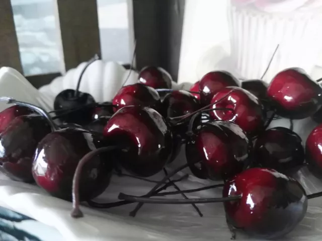 24 x Kirsche Früchte Attrappe Rot Dekoration Kunstobst Dekofrüchte Cherry Draht 2